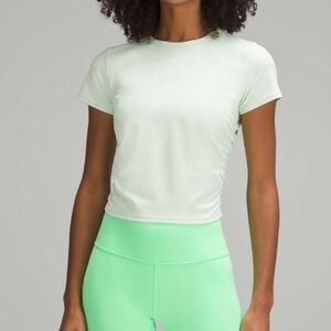 Lululemon All It Takes Short-Sleeve T-Shirt Nulu
Kohlrabi Green